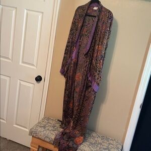 Neiman Marcus Purple and Black Floral Robe